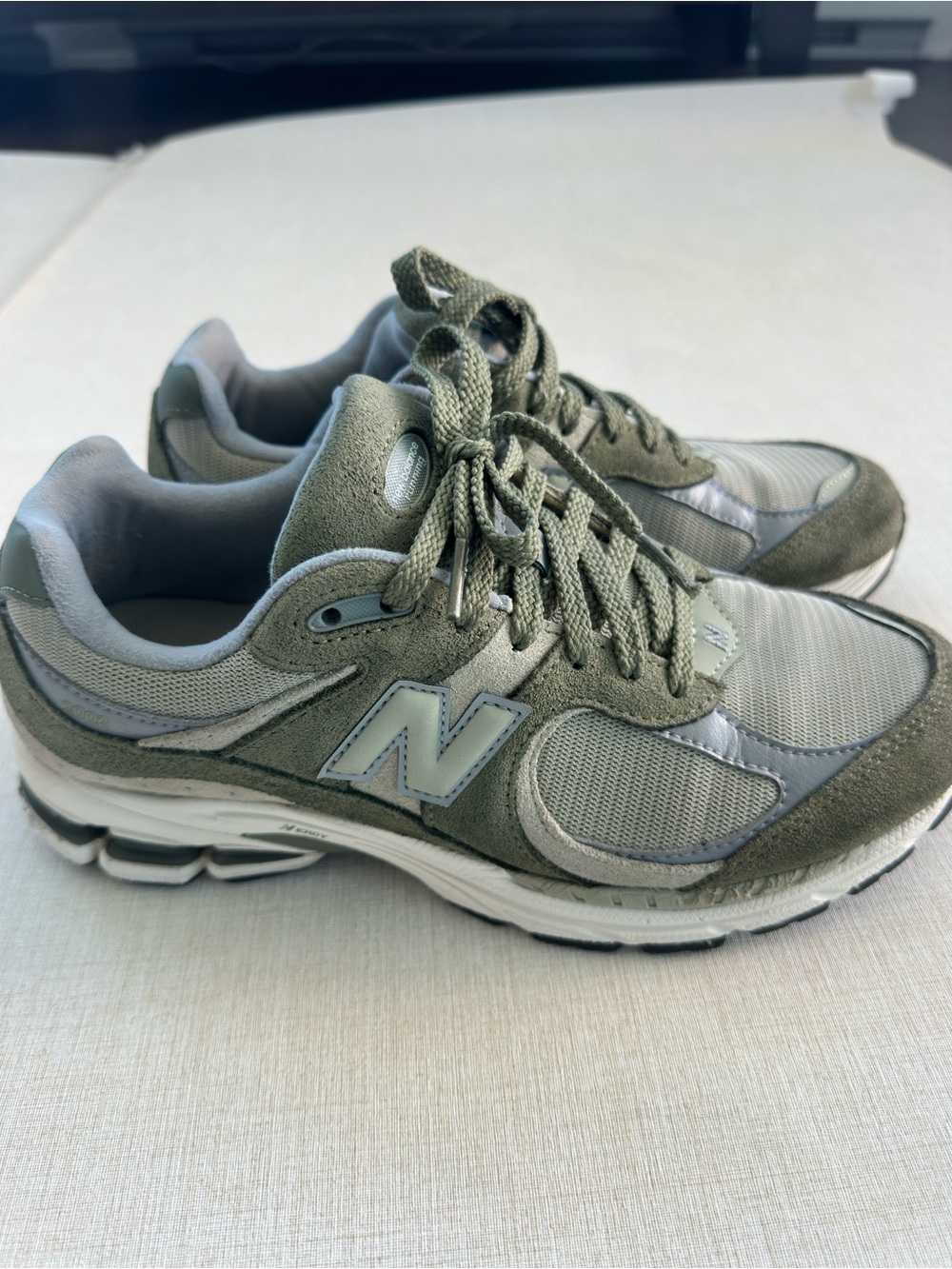 New Balance Men's Olive Green and Gray Athletic Sneakers